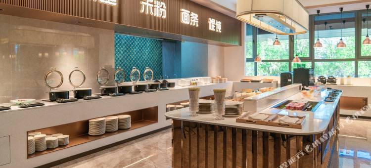 奎屯华悦酒店(友好时尚购物中心店)图片