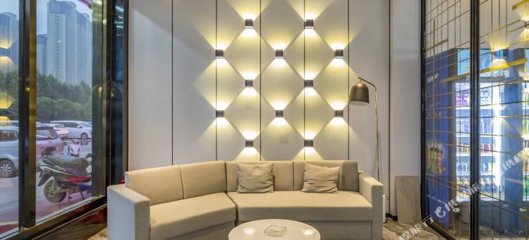 7天优品酒店(郑州航海东路中兴新业港店)图片