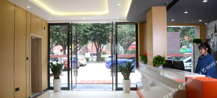 橙客连锁酒店(赣州九方购物中心万象城店)图片