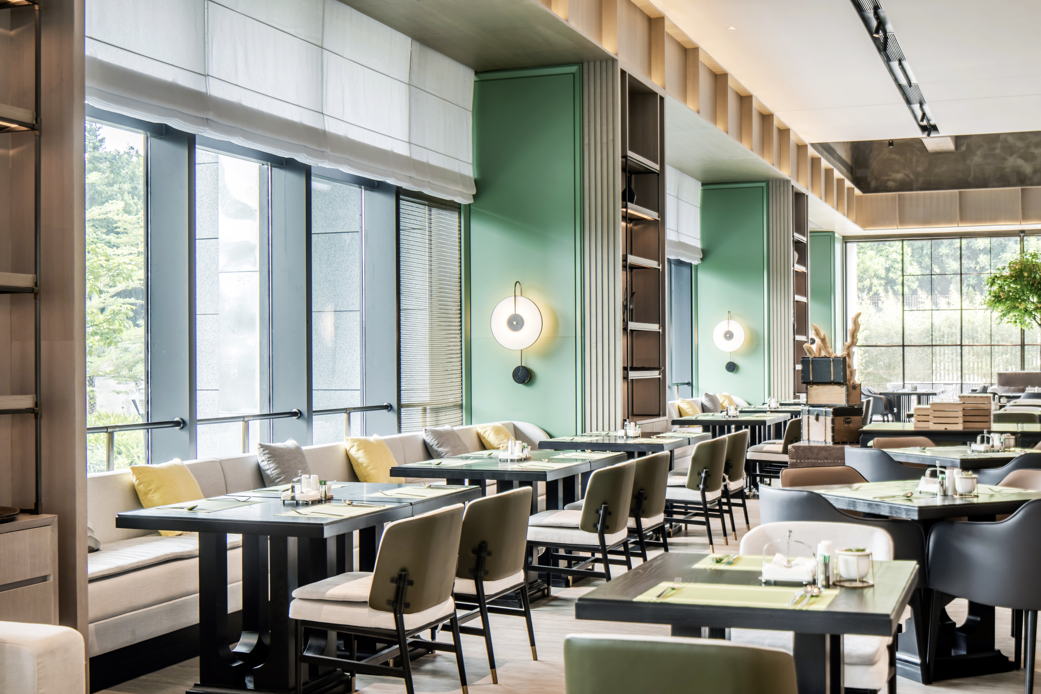 Investon Hotel Shenzhen LonghuaHotel Overview