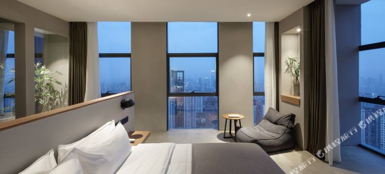 重庆無际山城高空酒店(观音桥九街店)图片