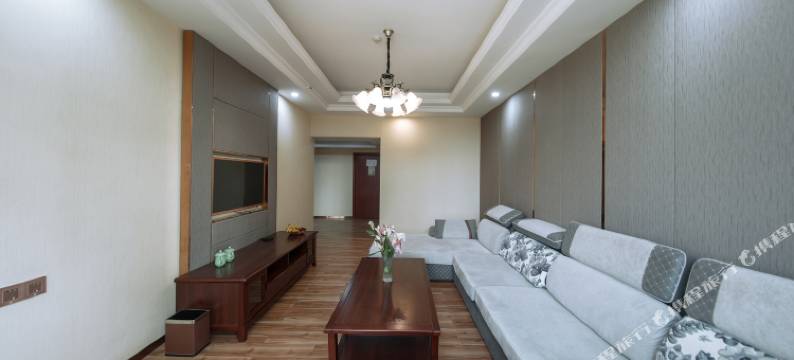 瑞丽蓝浩温泉大酒店图片