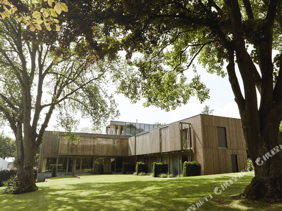 安布莱维河谷罗曼蒂克酒店