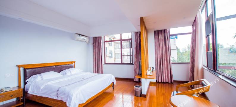 腾冲碧泉酒店图片