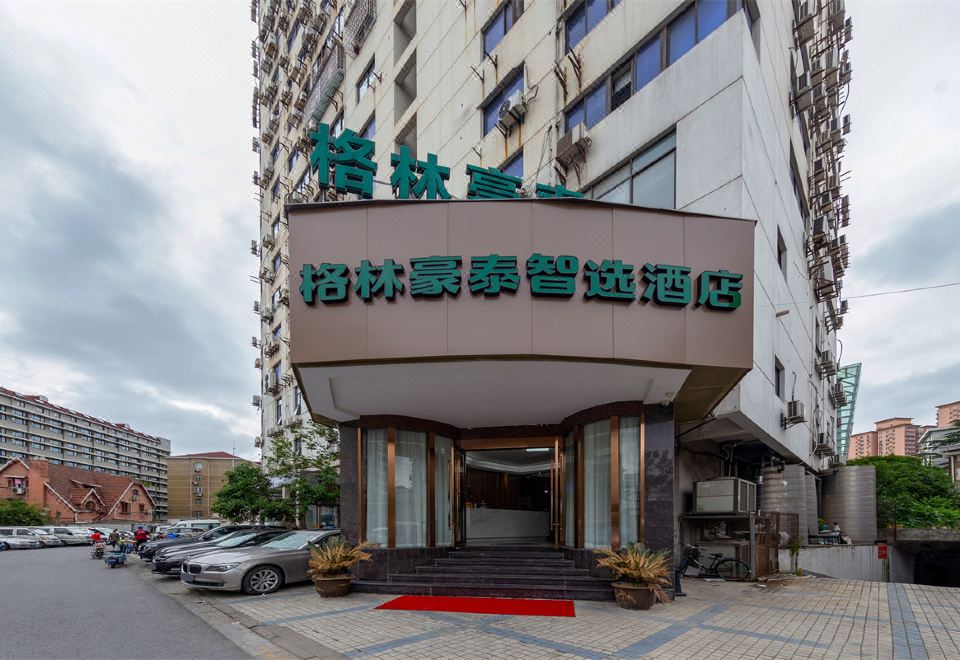 Hotel Overview