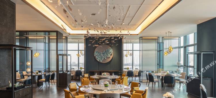 平湖卓越铂尔曼酒店图片