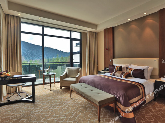 博尔若米利卡尼健康水疗中心