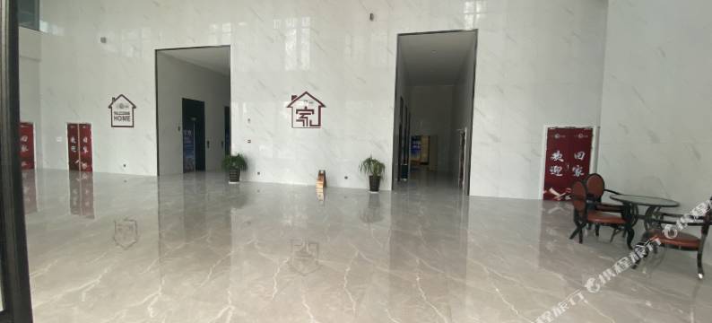 Romance is here 油画设计美宿图片