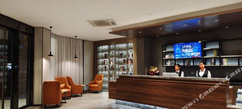 全淇轻居酒店(丹阳火车站眼镜城店)图片