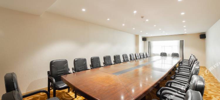 星程酒店(松原郭尔罗斯大路店)图片