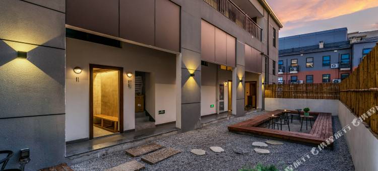 这里民宿(南京中山陵孝陵卫地铁站店)图片