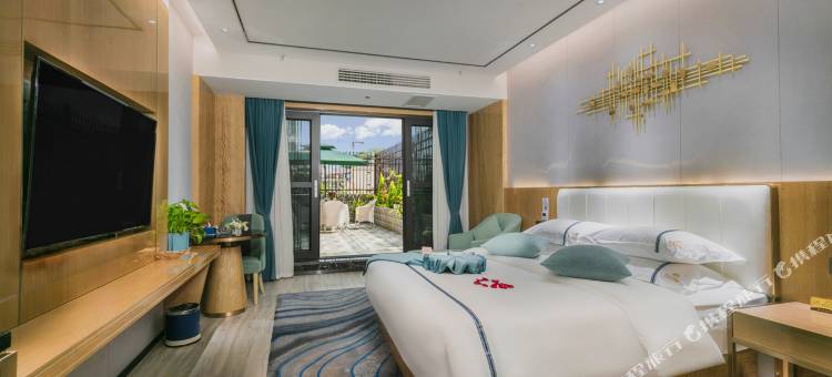 临沧海之蓝大酒店(佤文化广场玉龙湖公园店)图片