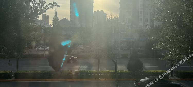 万禧隆酒店图片