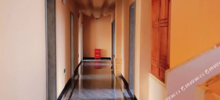 那拉提雪域宾馆图片