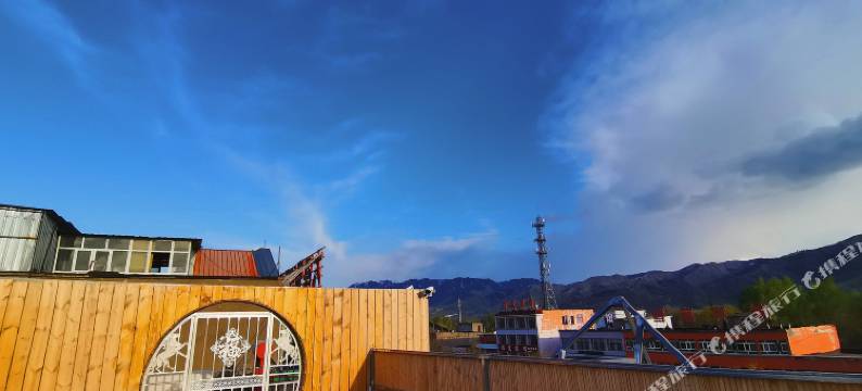 那拉提雪域宾馆图片