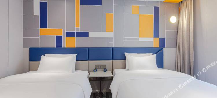 7天酒店(武汉大学广埠屯地铁站店)图片