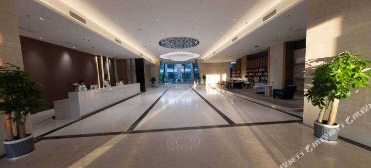 青岛胶州富华豪生酒店(胶东机场少海国家湿地公园店)图片