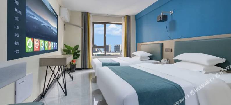 柏菲·观影酒店(洛阳华耀城店)图片