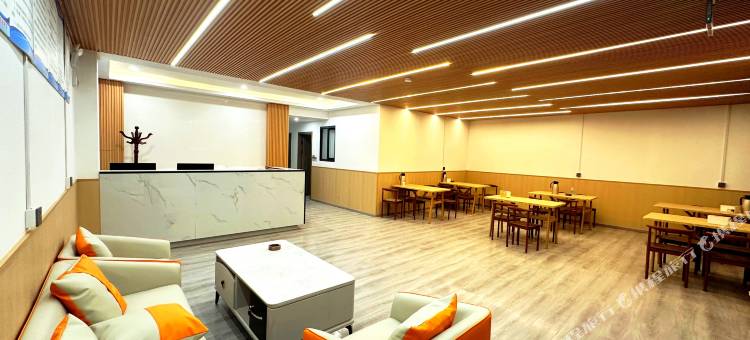 四海唯家(珠峰小镇店)图片