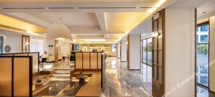 东莞东城33小镇亚朵酒店图片