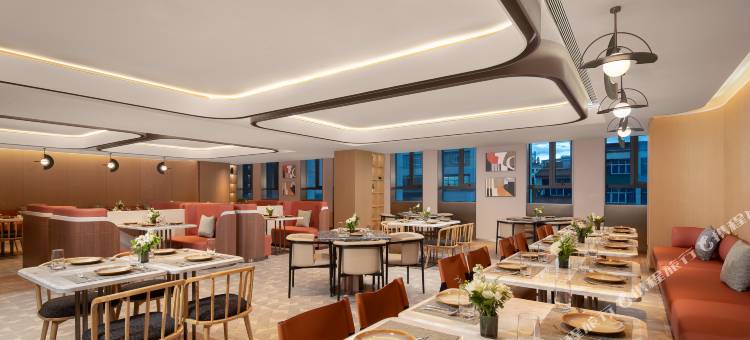 山南格桑路希尔顿花园酒店图片