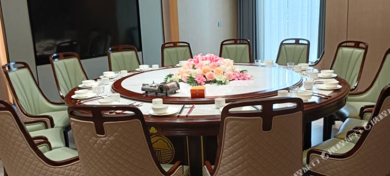 和丰大酒店(湘中大道店)图片