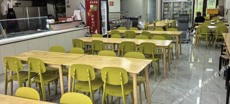 逸程酒店(日照大学城五彩奥莱广场店)图片