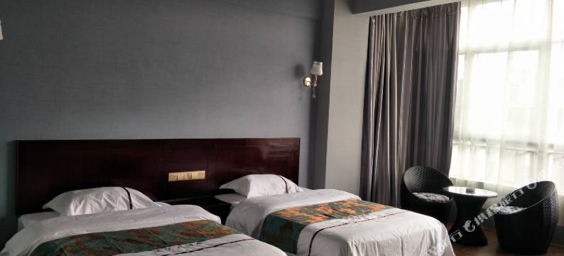 墨江通关滨悦大酒店图片