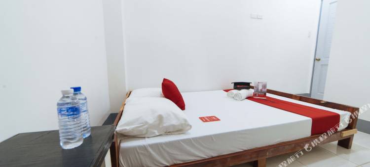 红多兹酒店- 伊洛伊洛加洛广场(RedDoorz @ Plaza Jaro Iloilo)图片