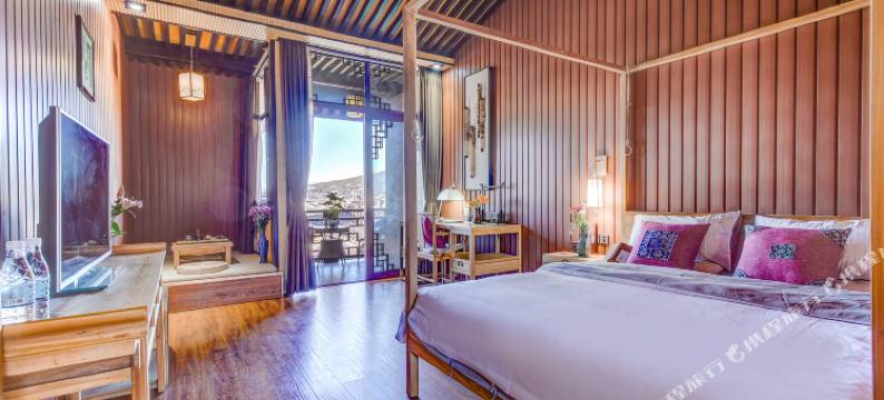 腾冲和顺半亭居客栈图片