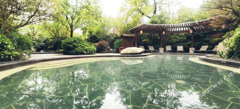 彭州绿野星辰帐篷酒店图片