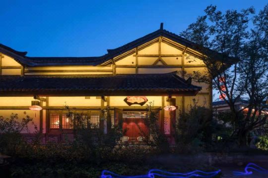 常州东方盐湖城虫二客栈