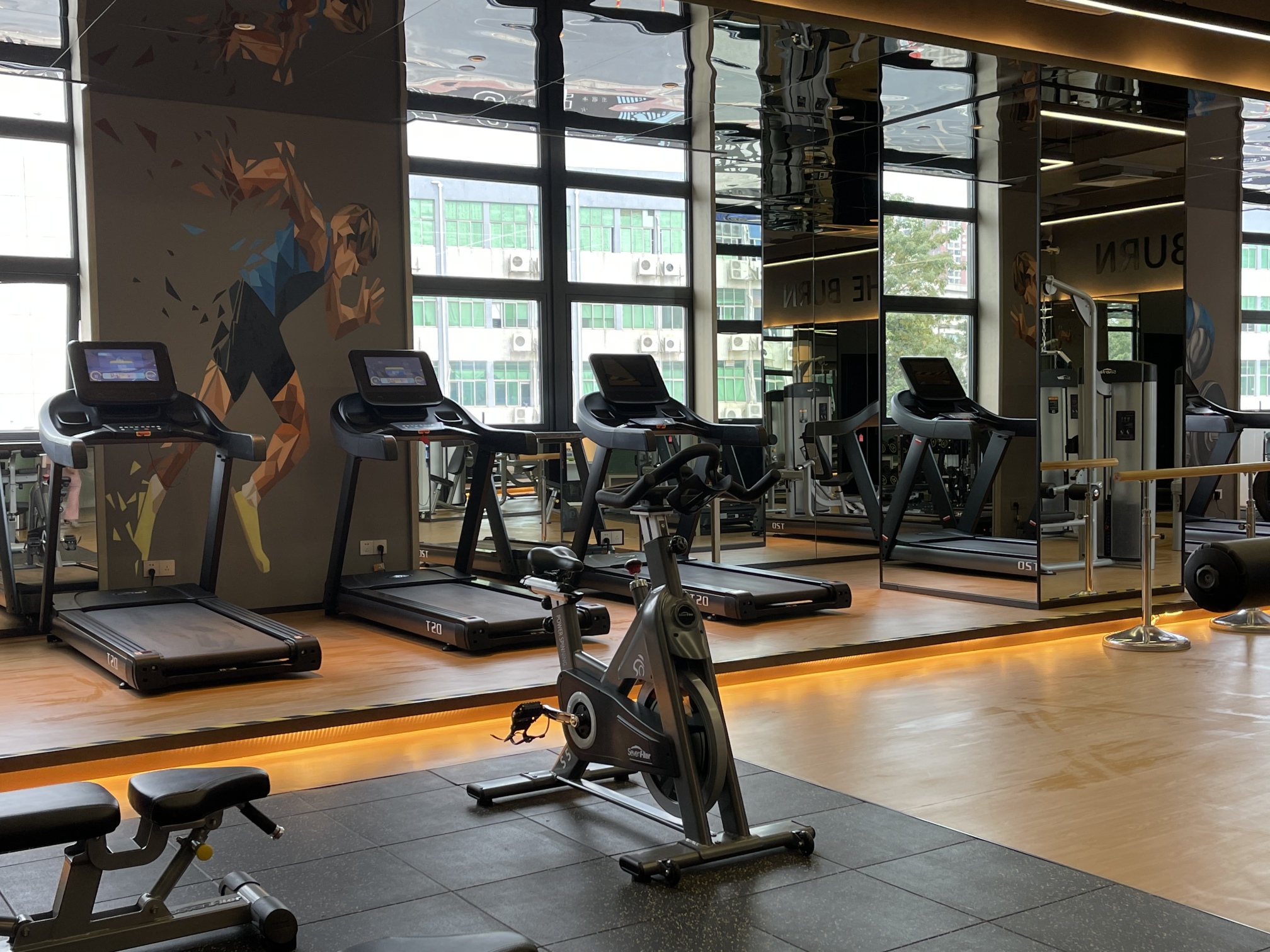 Investon Hotel Shenzhen LonghuaHotel Overview