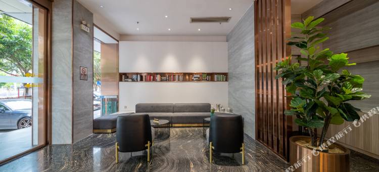 雅斯特美途酒店(金湖广场青秀万达店)图片