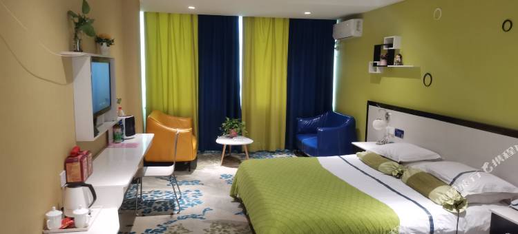 金月亮主题商务酒店(安阳师范学院店)图片