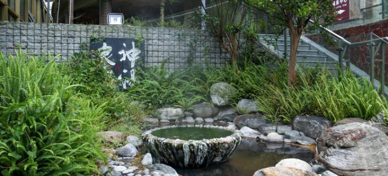 海螺沟贡嘎神汤温泉酒店图片