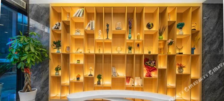 中山枫度精品公寓(明珠站店)图片