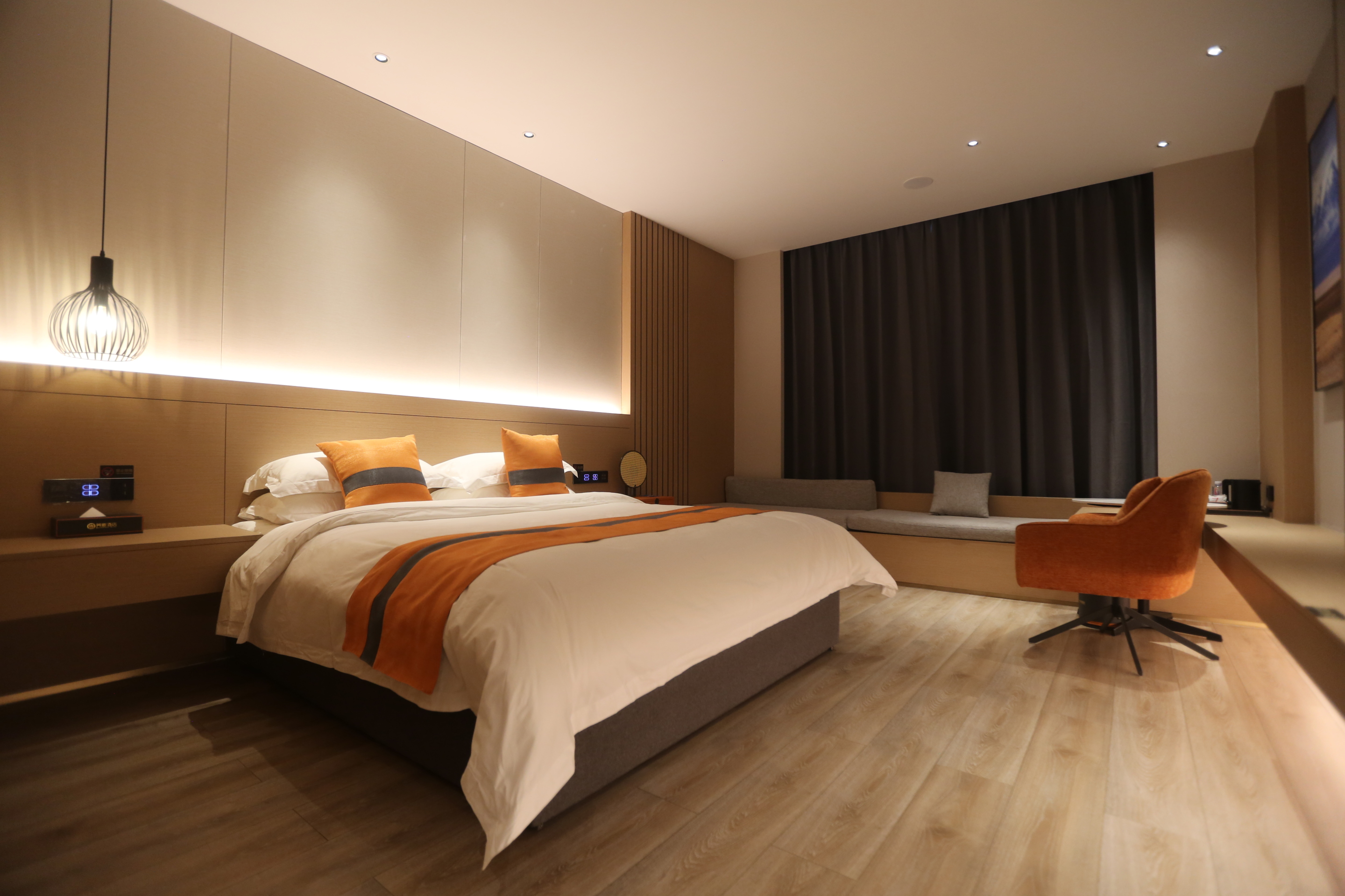 Buck Wheat Hotel Over view