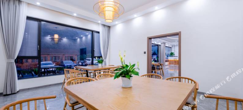 西岭雪山云上小筑民宿图片