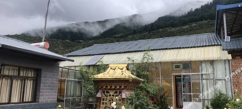 迭部珠曼措民宿图片