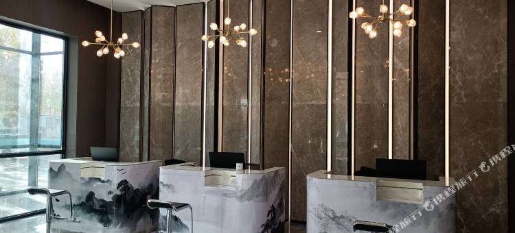 东亿大酒店(皮山火车站店)图片