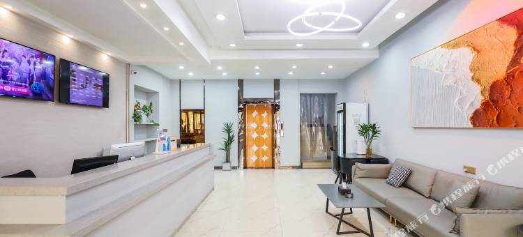 布丁酒店(南京夫子庙武定门地铁站店)图片