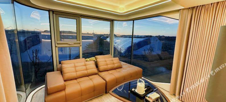 漠海山境露营基地图片