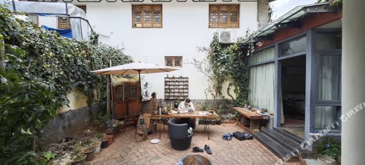 丽江束河美好夏天客栈图片