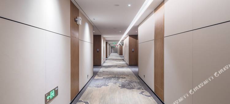 泸源国际酒店(阿庐古洞风景区店)图片