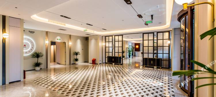 兰欧国际酒店(承德鼎盛王朝文化产业园店)图片