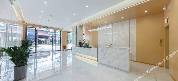 合顺智慧酒店(孟定店)图片