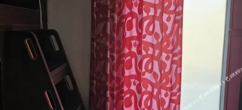 美墅美苑青年旅舍(梅花山庄深圳北站店)图片