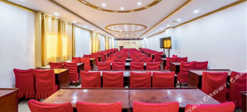 如家华驿精选酒店(信阳火车站天润广场店)图片