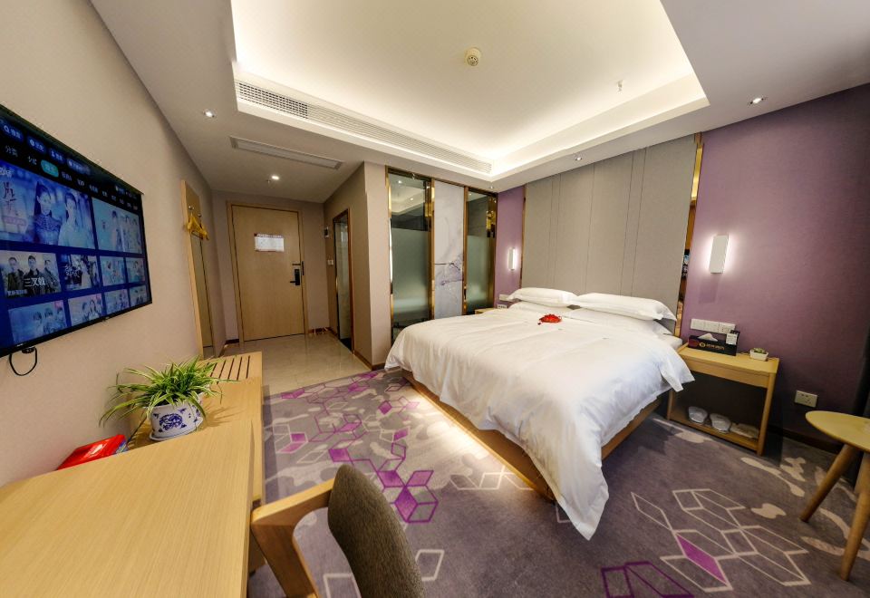  Hotel Overview